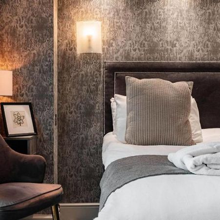The Grand Hotel Swansea Bagian luar foto